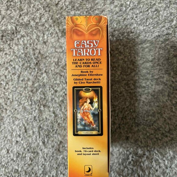 Like New Easy Tarot with Handbook with 78-Card Deck & Layout Sheet - Picture 2 of 4